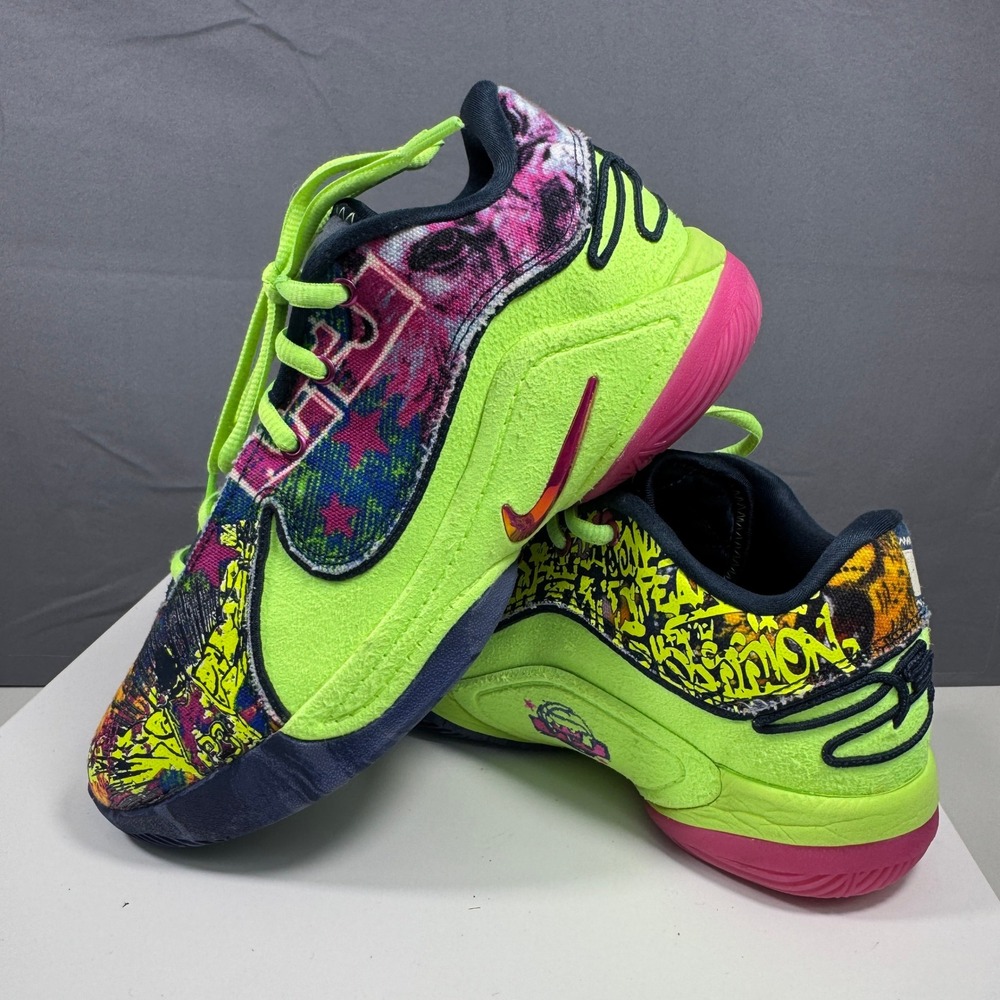 Nike LeBron 22 Bryces World GS Kids Size 5Y Neon Green Fireberry Pink IB9255-400